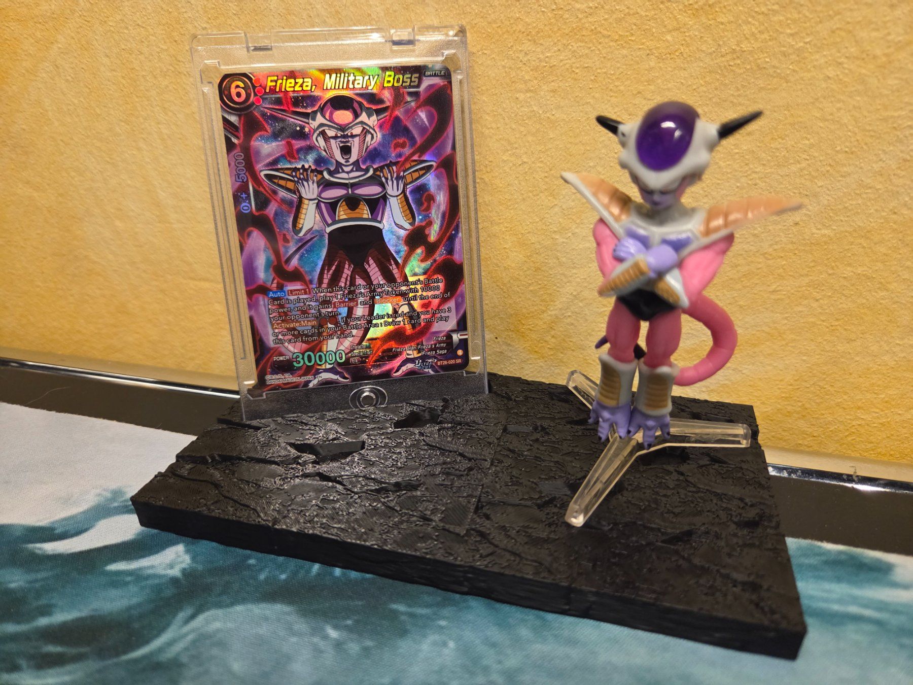Bandai Carte collezionabili: Frieza - Actionfigur mit Dragon Ball SR-Karte – Usato da Lugano venduto da Doppia_B 2