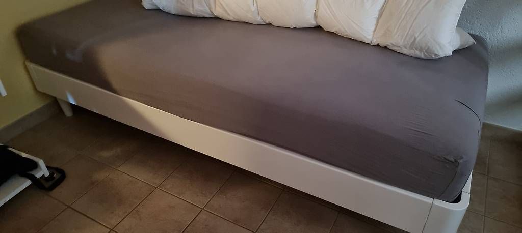 Letti: Bett – Usato da Meisterschwanden venduto da the_p9l8