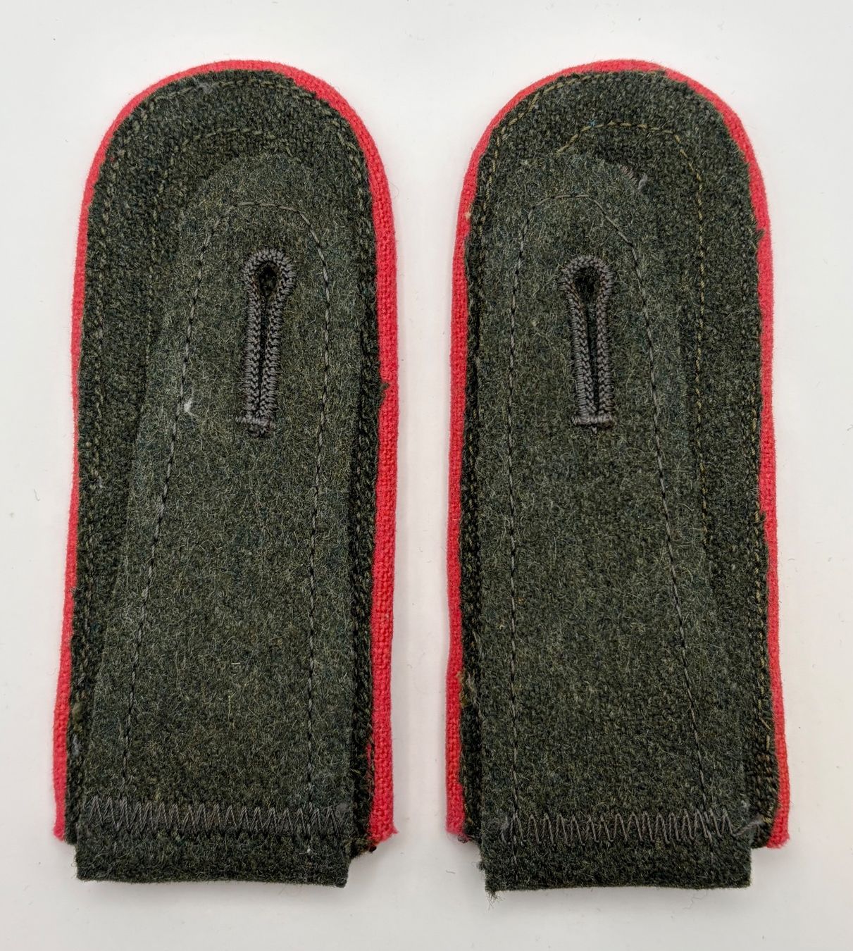 Uniformi: 1 Paar Schulterklappen Feldwebel Panzerjäger – Usato da Pregassona venduto da nara_31 2