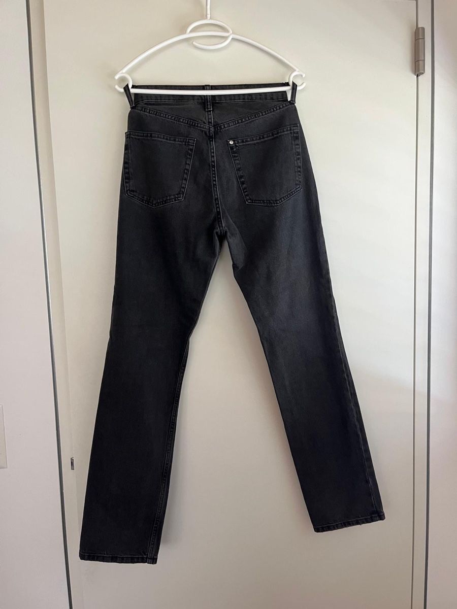 Jeans: Schwarze Jeans Straight Fit – Usato da Romanshorn venduto da laa_279h 1