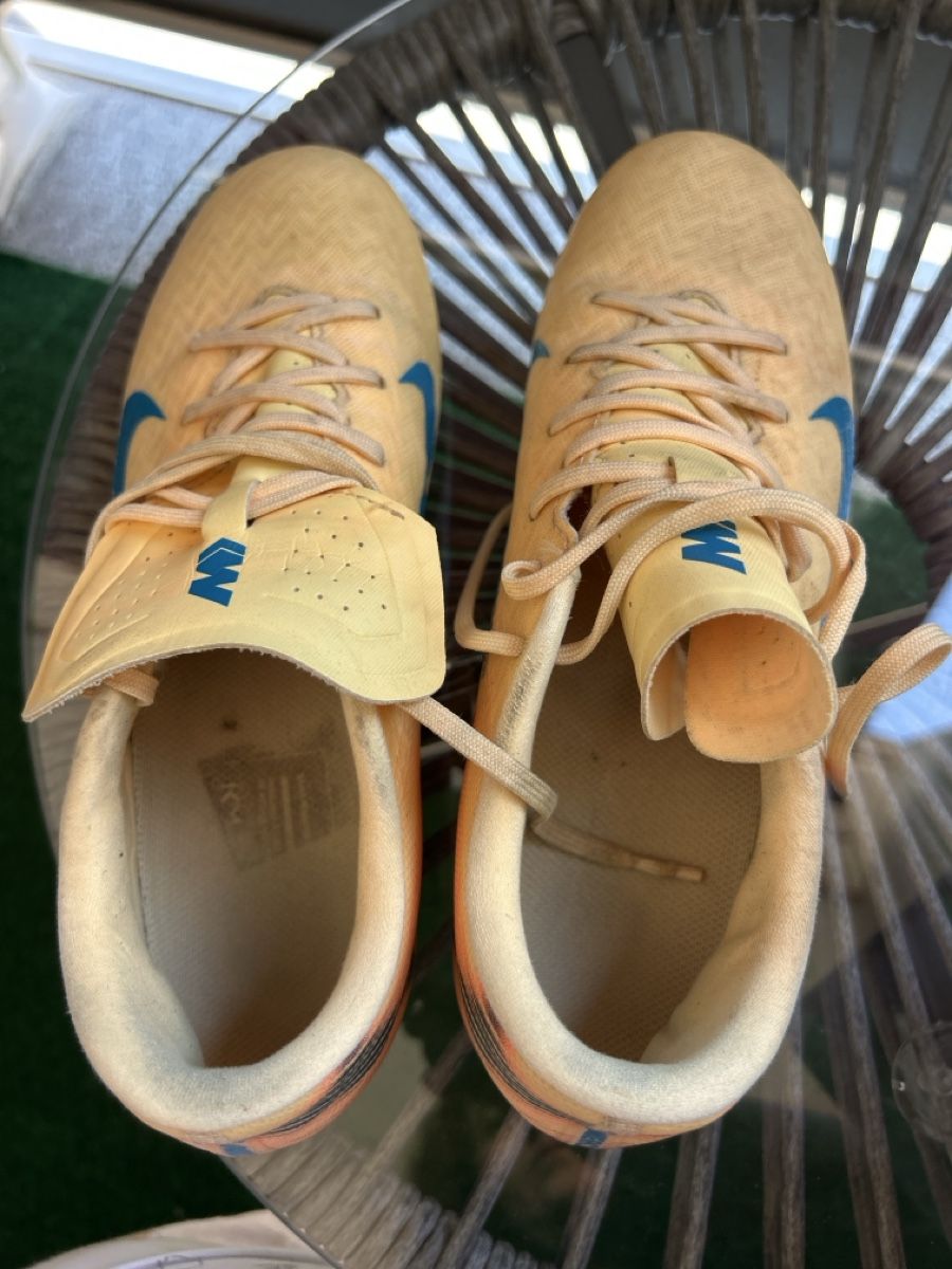 Nike Herrenschuhe: Chaussures de football  – Gebraucht aus Sierre von art_wqf9 3