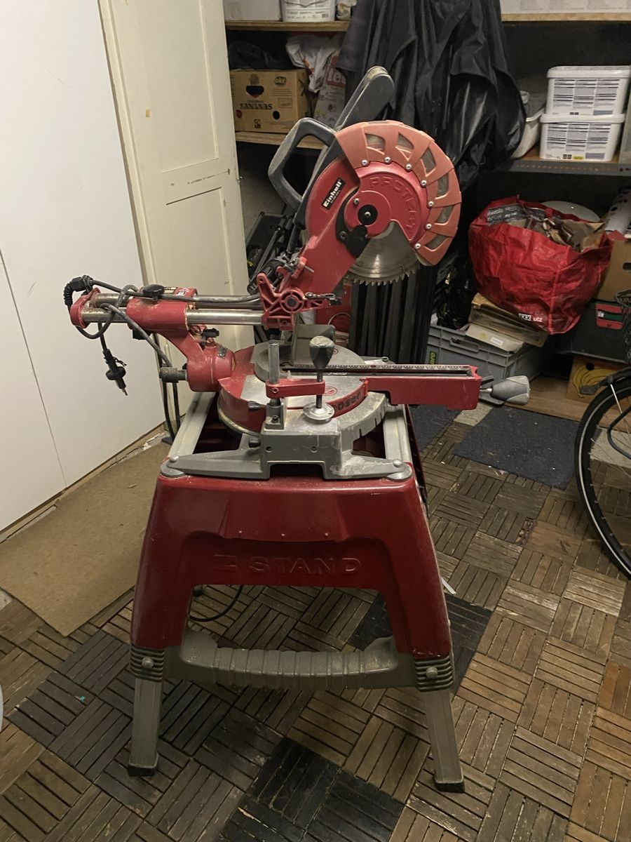 Einhell Tutte le macchine: Kappsäge Einhell RT-SM 305 L mit Untergestell gebraucht – Usato da Frauenfeld venduto da .BOO. 9