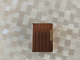 Feuerzeug S.T. Dupont, Accendino, Briquets 