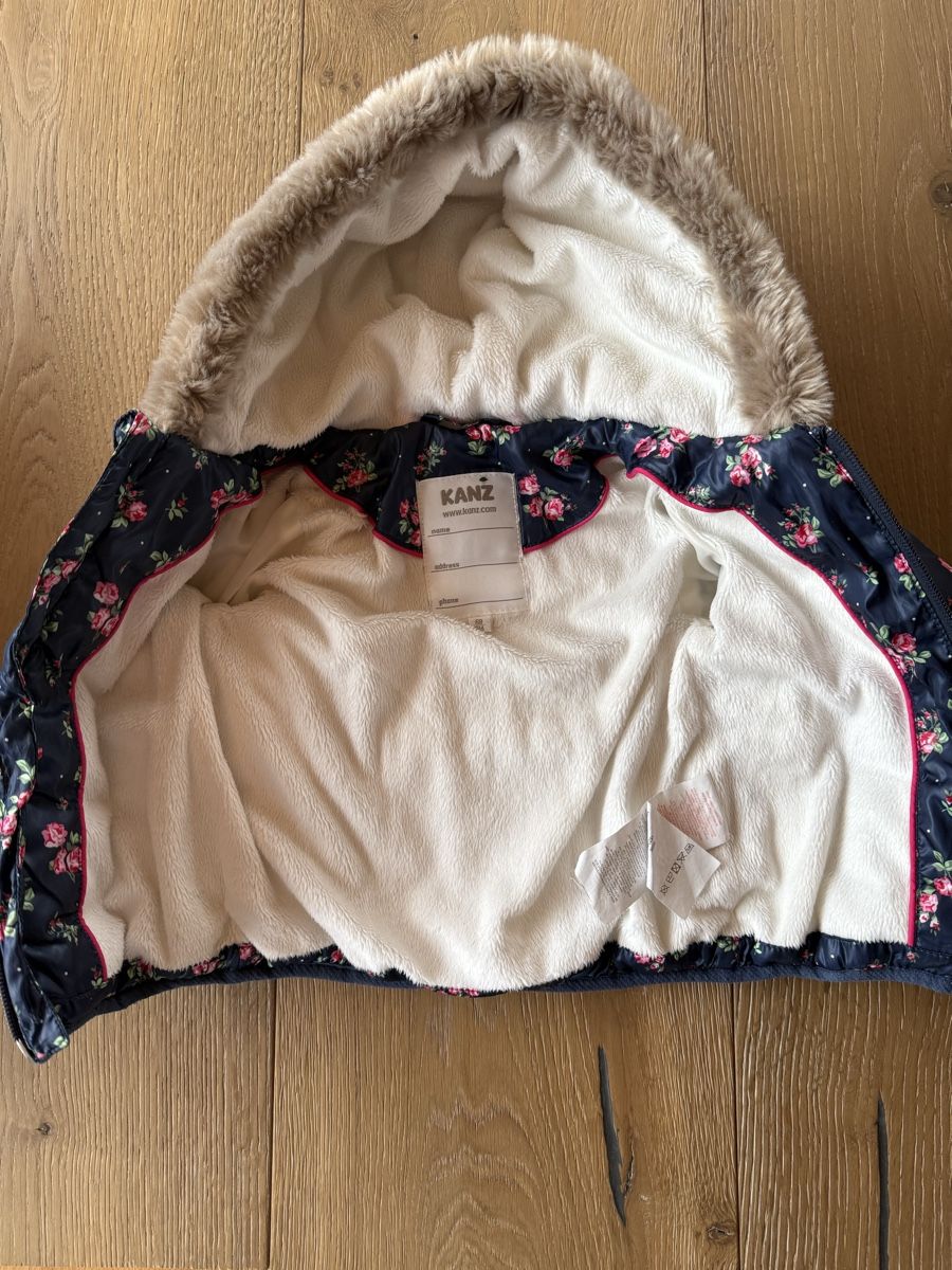 Giacche & Cappotti: Blumige Winterjacke Kanz, Grösse 68 – Usato da Pragg-Jenaz venduto da gobrist 2