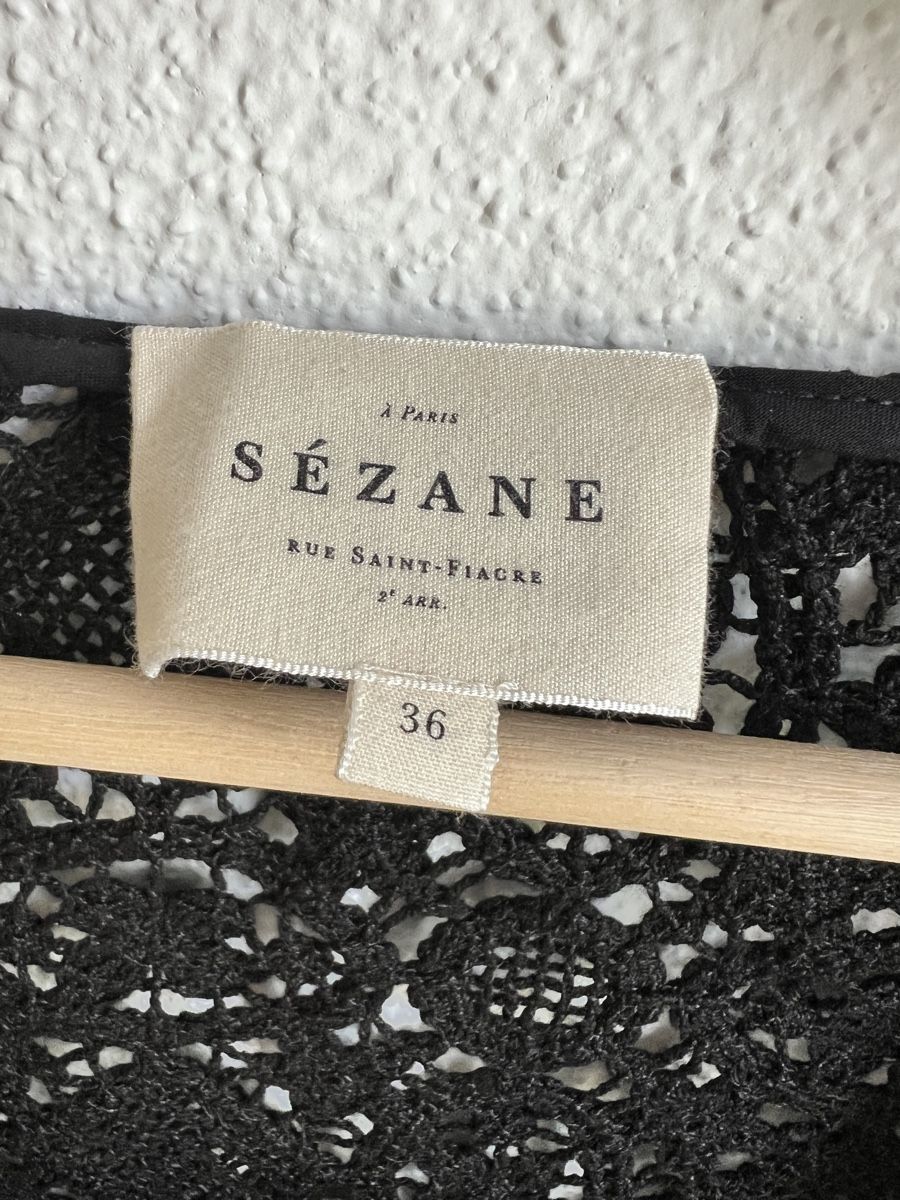 Sezane Camicette: Sezane black embroided blouse- S 36- excellent condition  – Nuovo (secondo la descrizione) da Zug venduto da Marigabrielle 1