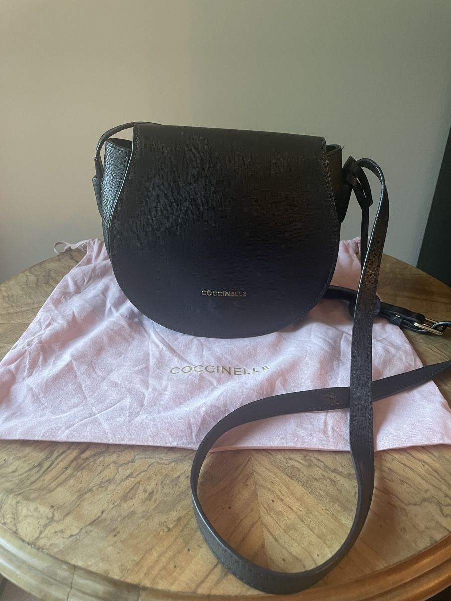 Coccinelle Borse da donna: Vendo borsa Coccinelle in pelle – Usato da Avegno venduto da ReVibeRachele