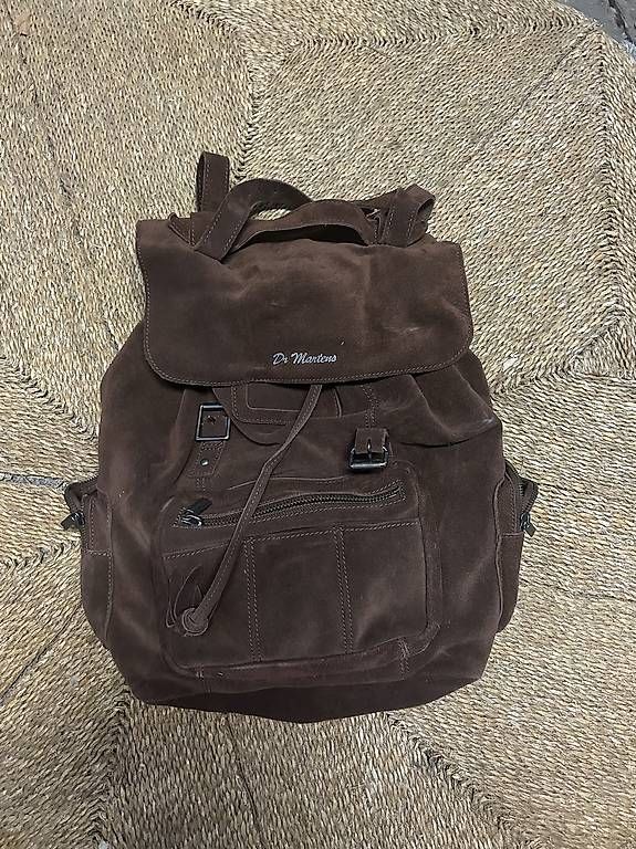 Zaini: Dr. Martens Rucksack – Usato da Winterthur venduto da jen_6bzw