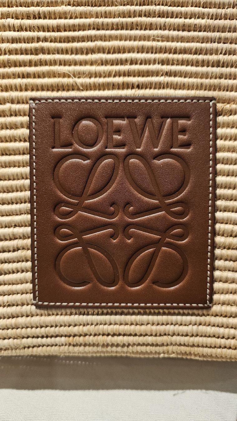 Loewe Sacs femmes: Loewe Raffia bag – D'occasion à Grüningen par adaja 1