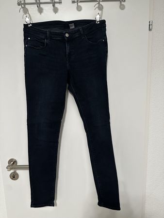 H&M Jeggings Denim dunkelblau Grösse 42 Low Waist- neu