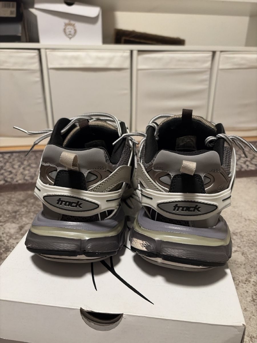 Scarpe da uomo: Balenciaga tracks – Difettoso da Dietlikon venduto da nab_tj9m 3