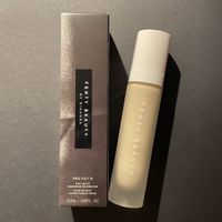 NEU: Fenty Beauty pro filter soft matte foundation 140
