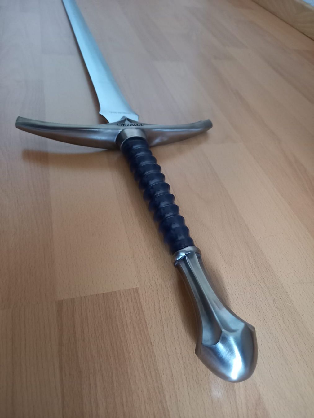 Altre raccolte & rarità: Épée en métal de Gandalf + 1 épée offerte – Nuovo (secondo la descrizione) da Givrins venduto da NickGarber 5
