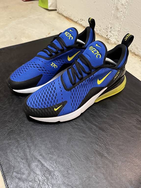 Nike Herrenschuhe: Nike Air Max 270 NEU! – Neu und originalverpackt aus St. Gallen von Maverik_HunterX
