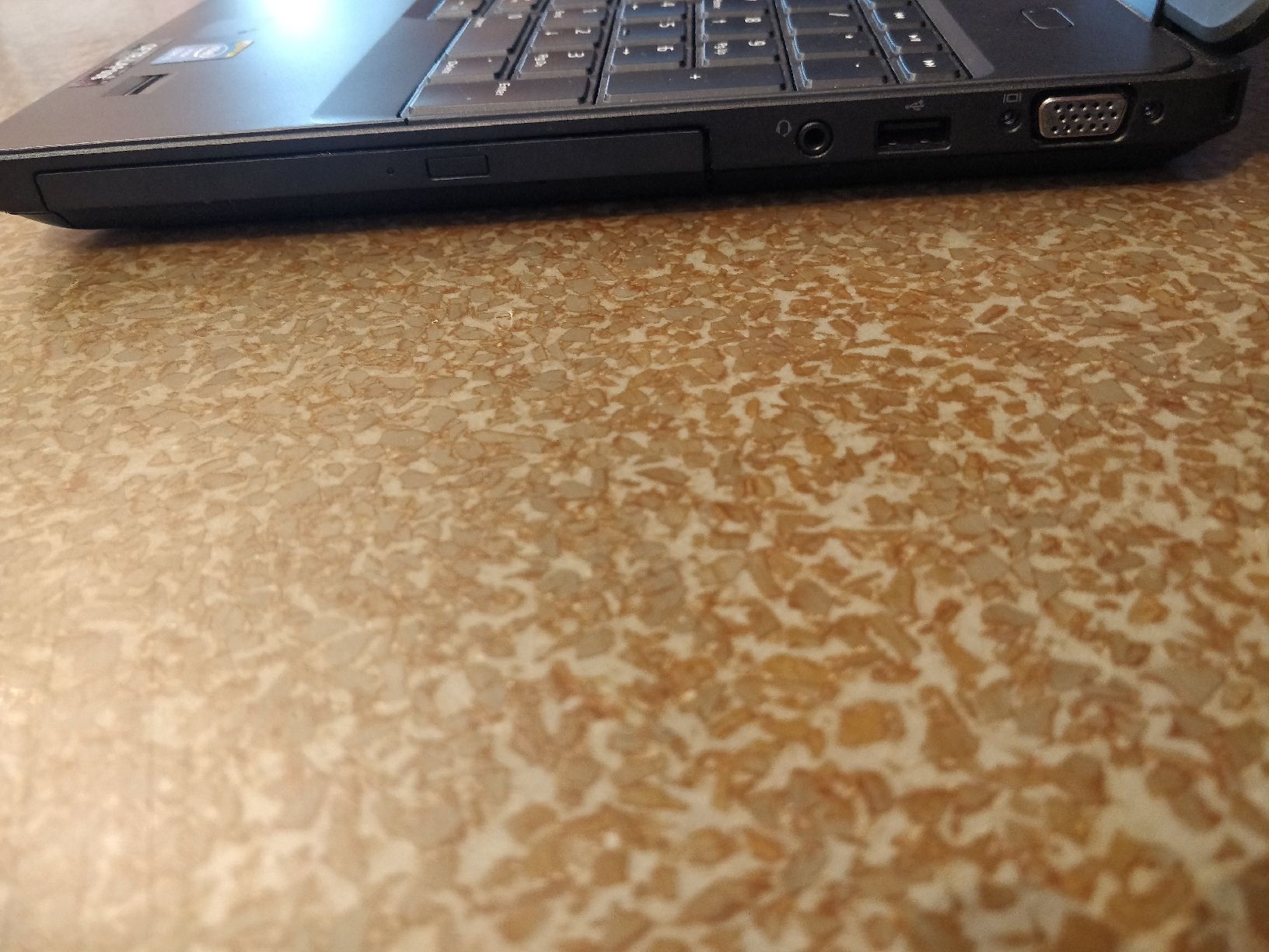 Dell Notebooks: Dell Latitude E5440 DEFEKT – Defekt aus Flawil von rcnkr 2