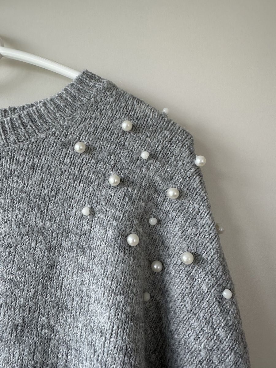 H&M Maglioni & Felpe: grauer Pullover – Usato da Romanshorn venduto da ila_2nzf 2