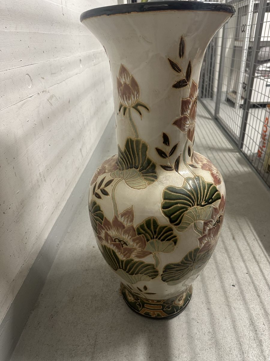 Vasi & Recipienti: Vase sehr Alt  – Usato da Rapperswil SG venduto da kat_rw8q