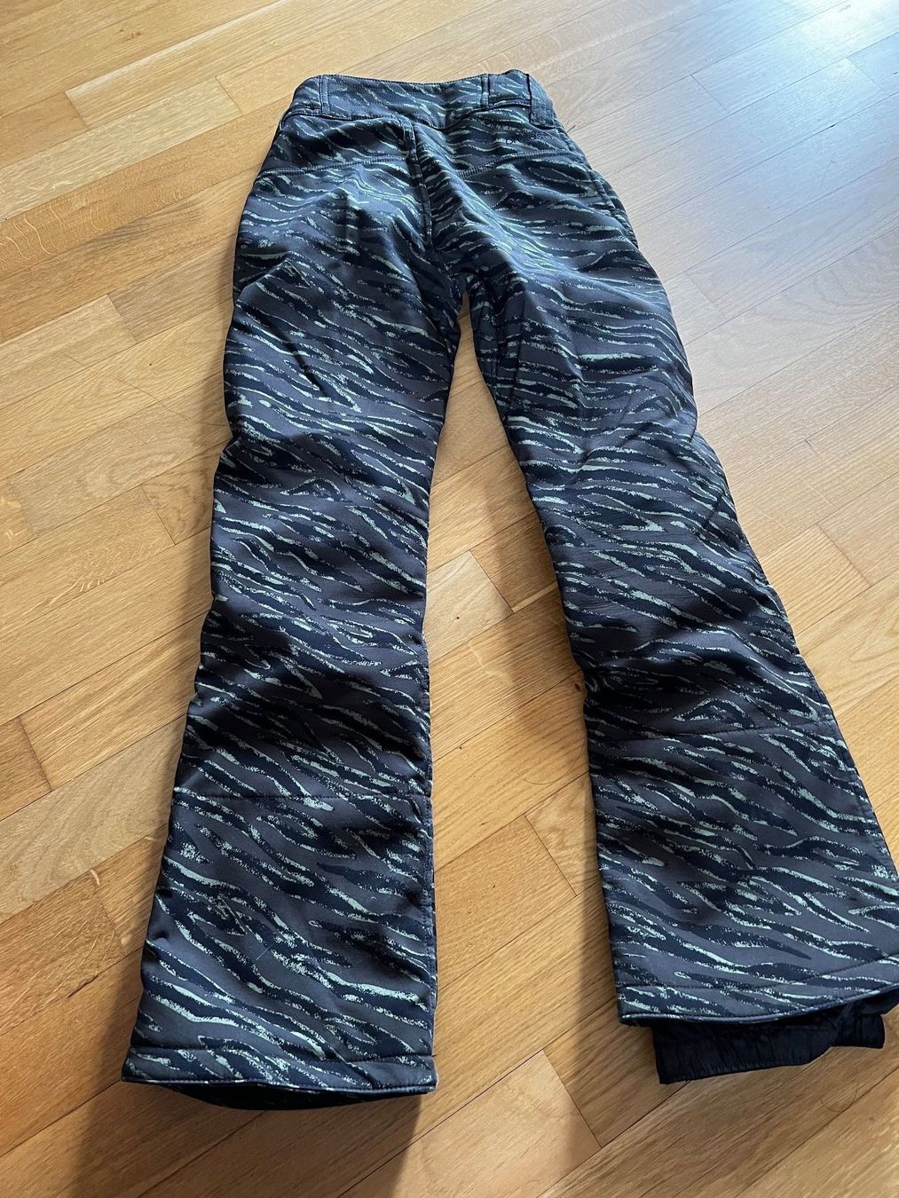 Pantaloni: Girls ski pants in size 152 – Usato da Münchenstein venduto da ArleneLM 1