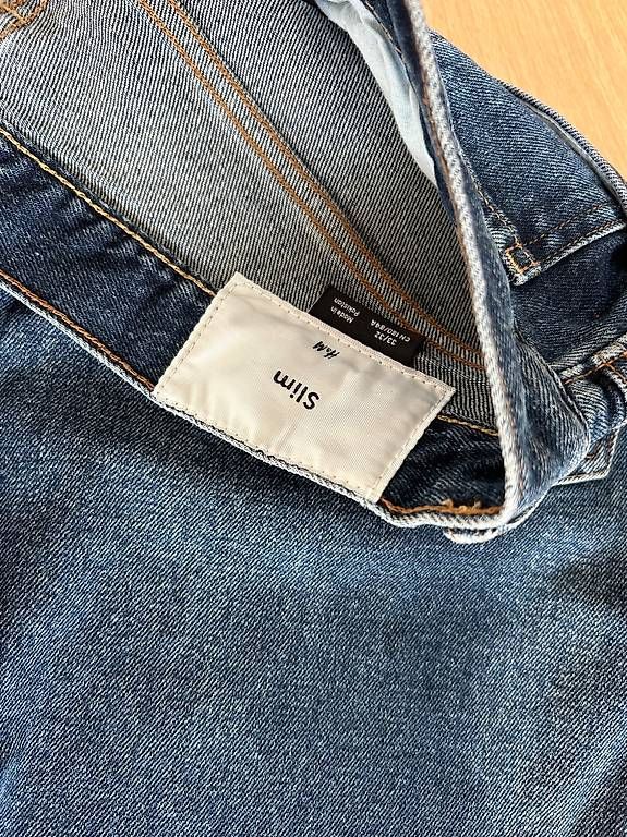 H&M Jeans: Jeans H&M Slim Grösse 33/32 dunkelblau – Neu (gemäss Beschreibung) aus Niederglatt ZH von Julia_4 3