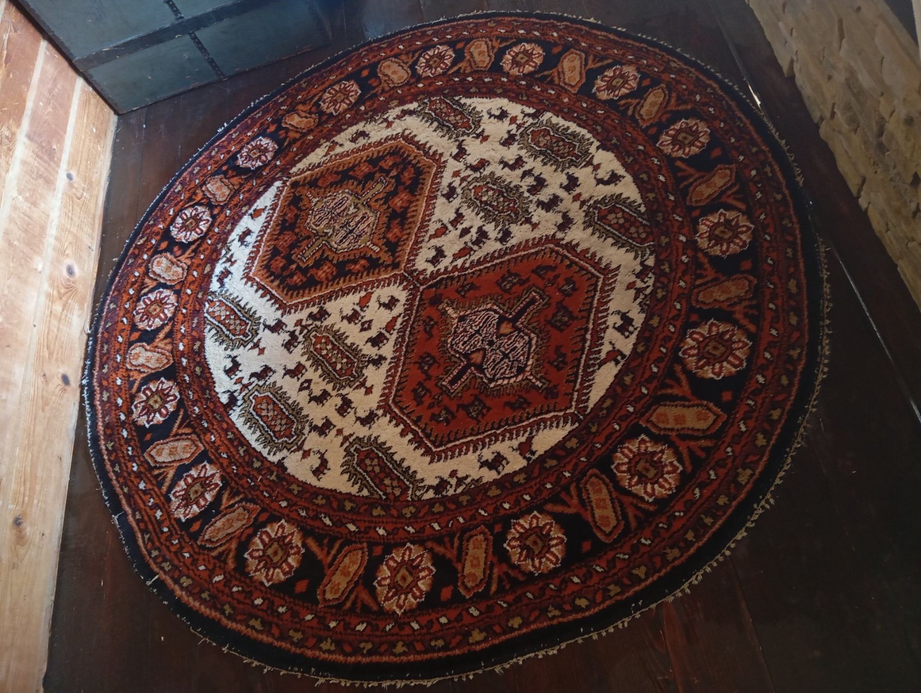 Tappeti: [Versand] Orient Teppich, rund ⌀185cm – Usato da Zeneggen venduto da shemesh_