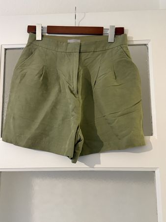 H&M Shorts Khaki Grösse 40 guter Zustand