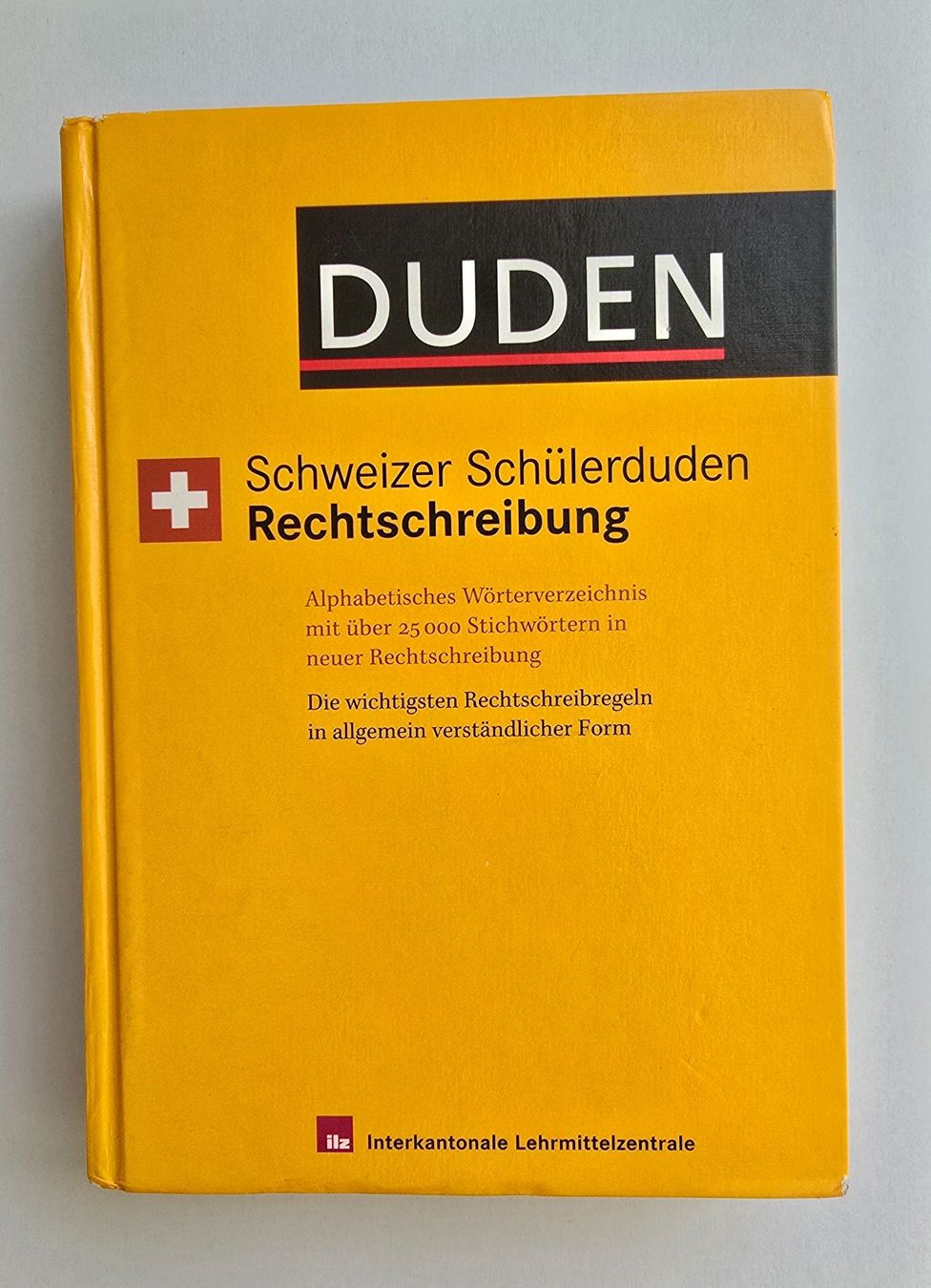 Libri: Schweizer Schülerduden Rechtschreibung – Usato da Zürich venduto da pfo_tjp8