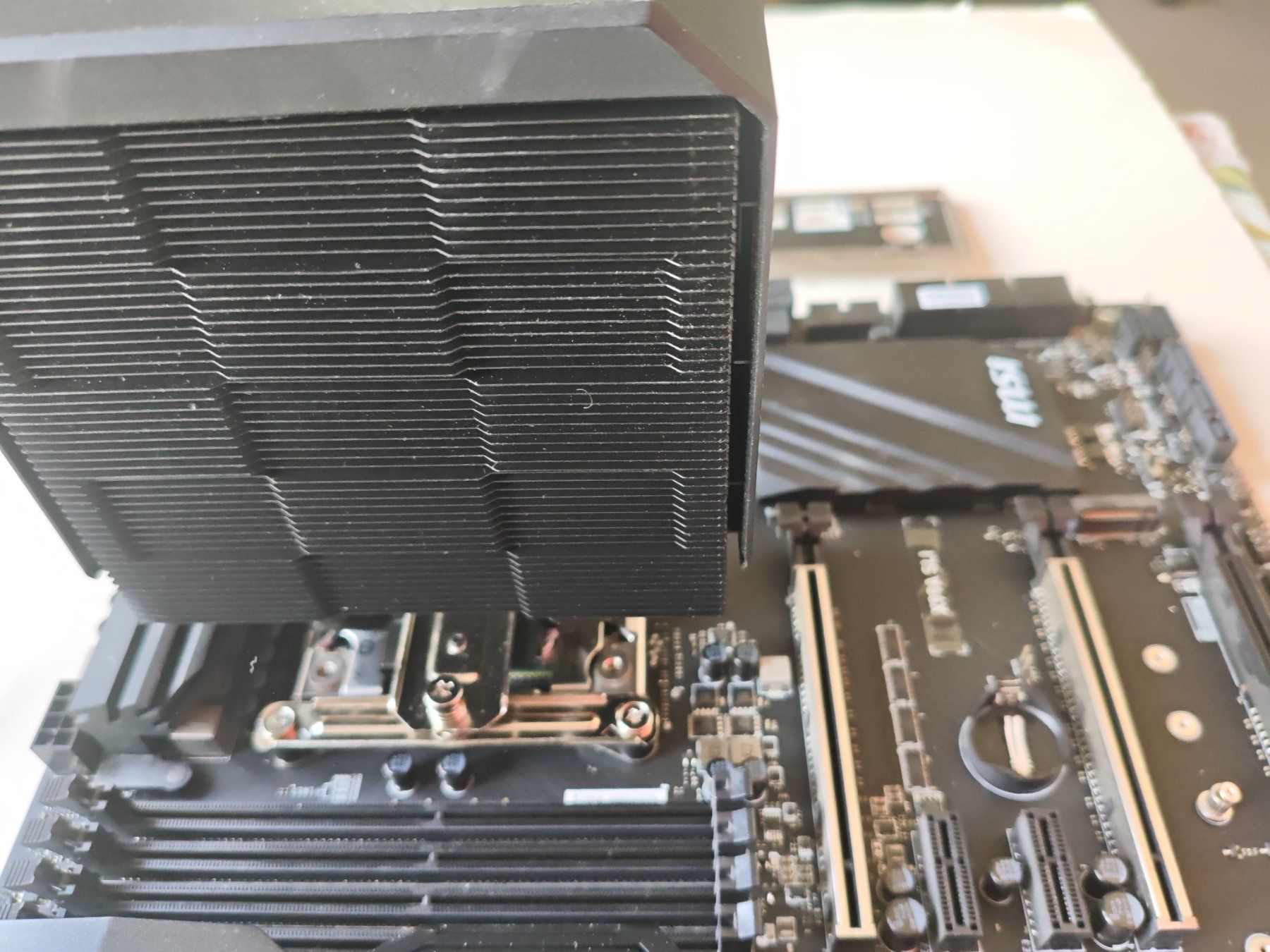 MSI Schede madri: MSI X99A SLI + i7 6800K + Kühler – Difettoso da Dübendorf venduto da tho_v2cs 6