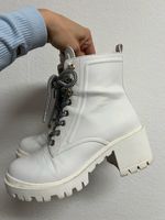 Weisse Boots mit Profilsohle, Grösse 36, neuwertig!