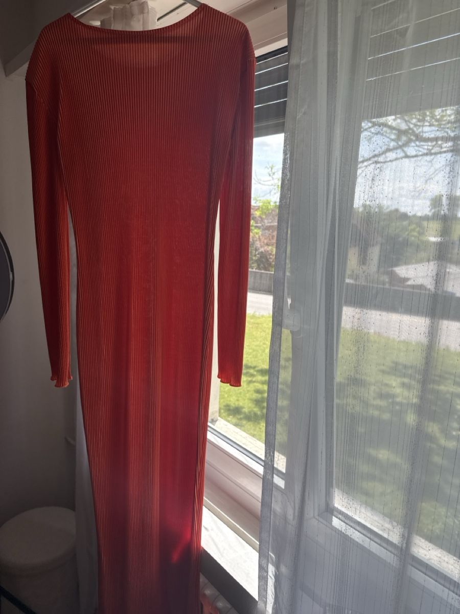 Vestiti: Rippstrick-Kleid Langarm Maxi Grösse S – Nuovo e nell'imballaggio originale da Wetzikon ZH venduto da id.erd