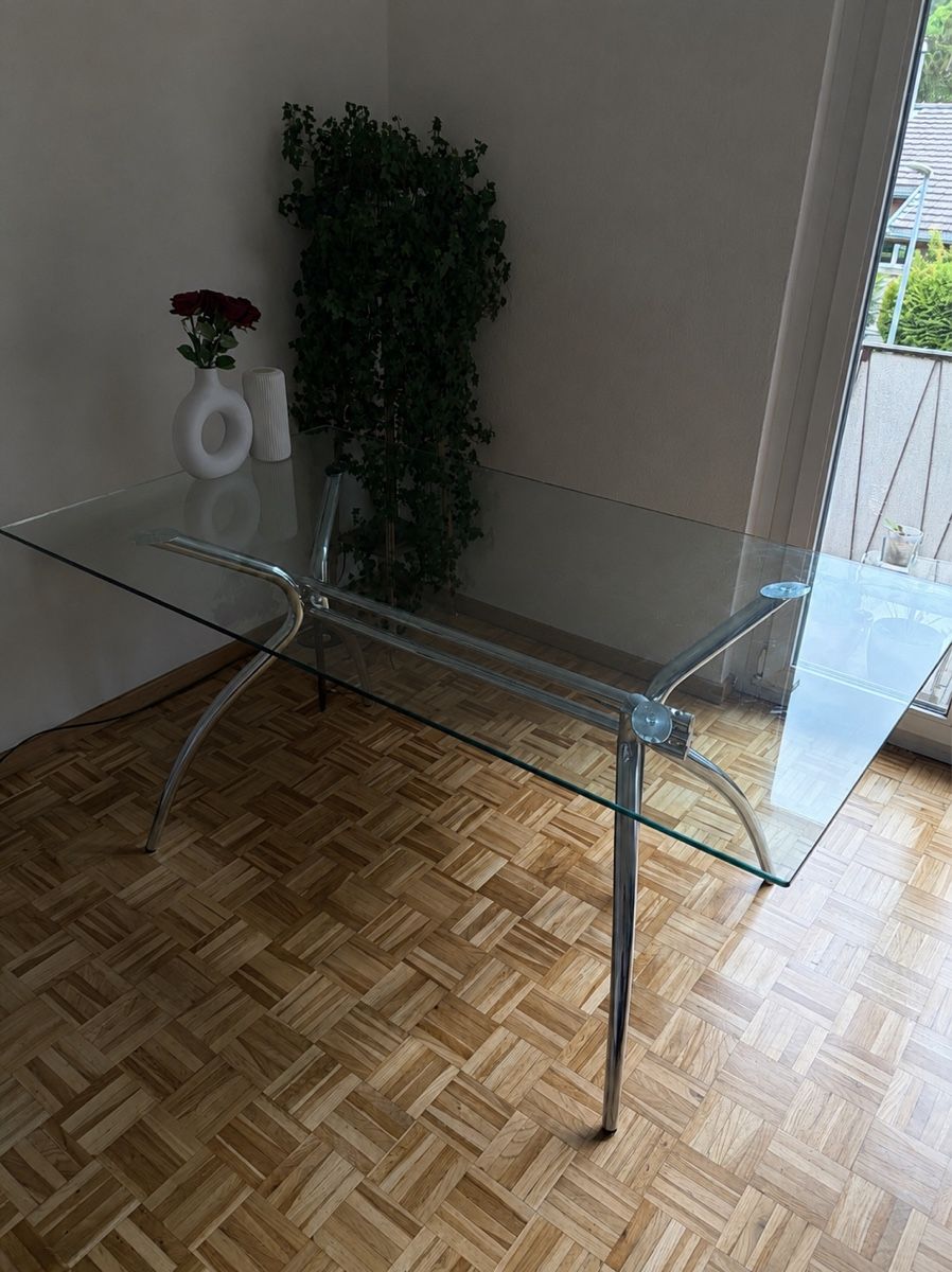 Tavoli: Table en verre  – Usato da Valangin venduto da Gdon98