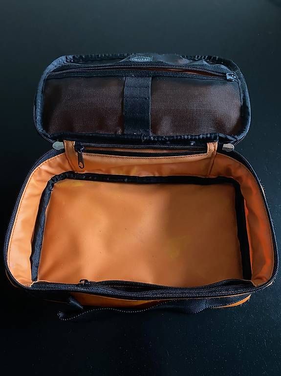 Custodie per cosmetici: Rossi Necessaire – Usato da Bachs venduto da diesunddas13 1