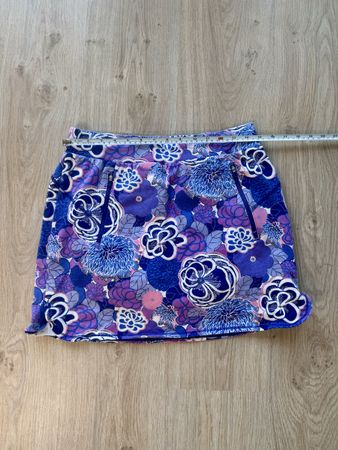 T by Talbots Skort floral print size M good condition