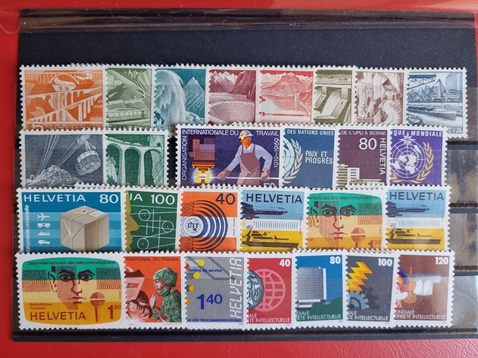 Alle Briefmarken: POSTFRISCHE SAMMLUNG SCHWEIZ  – Neu (gemäss Beschreibung) aus Heimenschwand von rog_p7h9