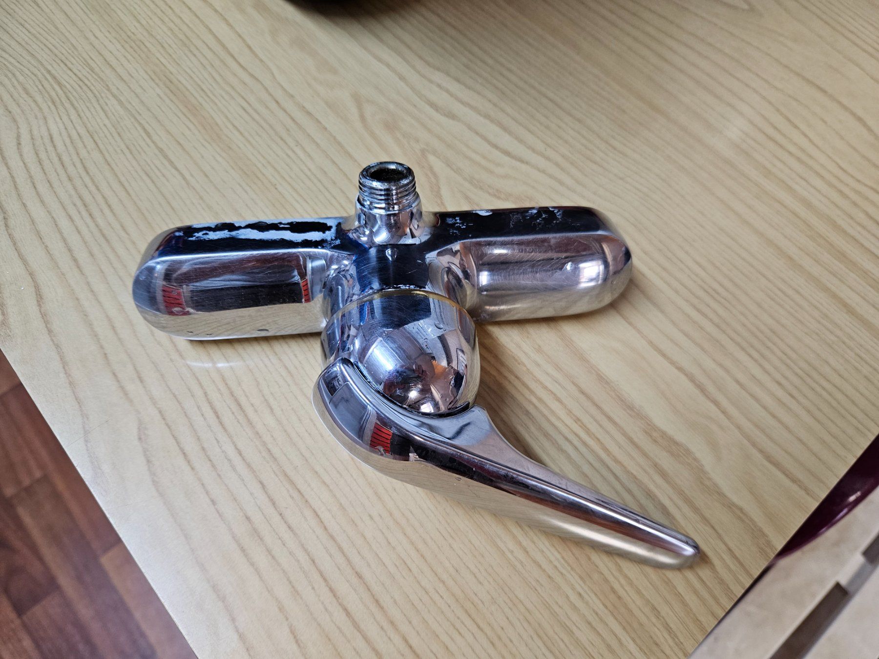Armaturen: KWC Duschwasserhahn – Gebraucht aus Menziken von mz788fd 1