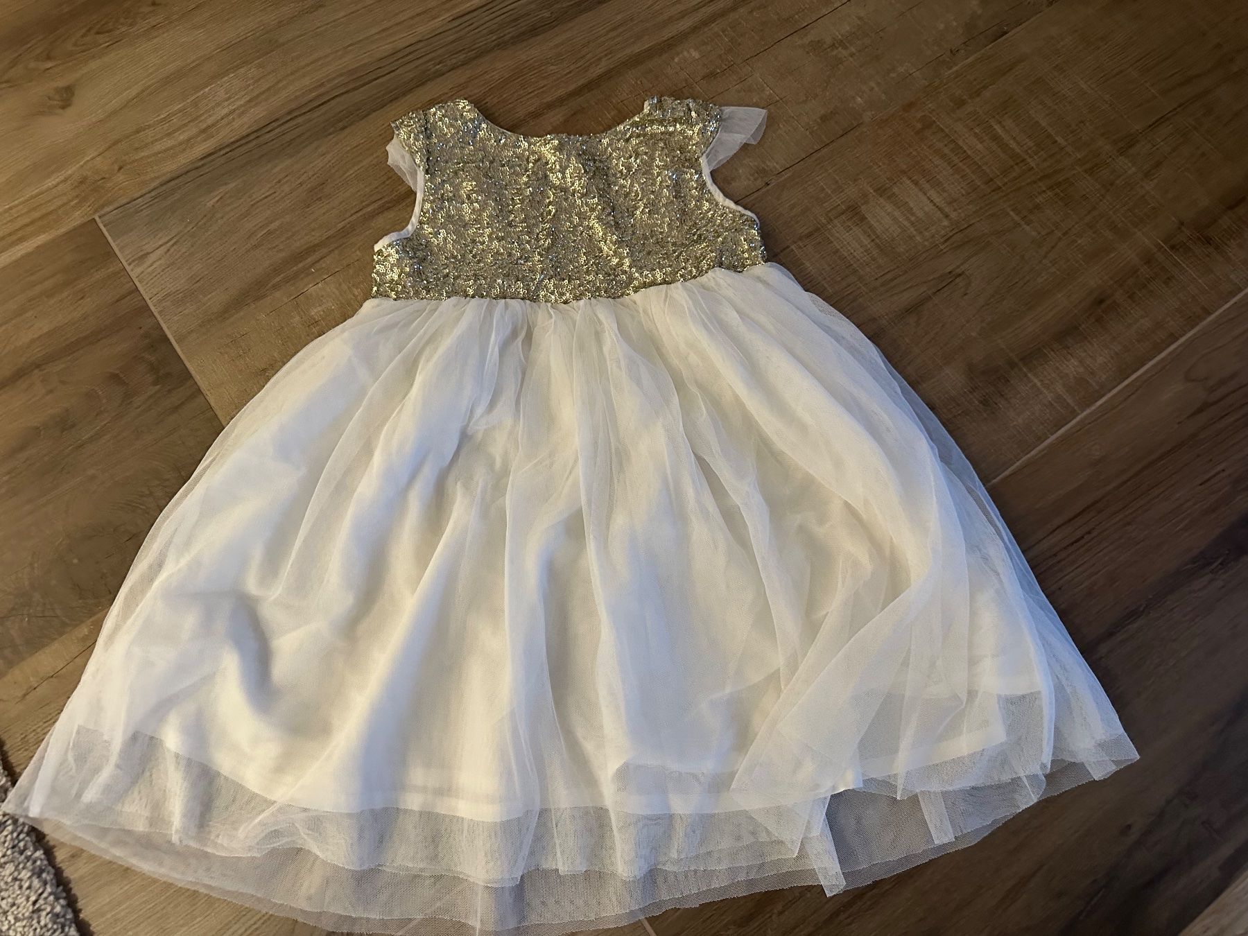 Kleider & Röcke: Kinder Kommunion oder Ehe Kleid (8J & 5J) – Gebraucht aus Binningen von zet_ly9z 1