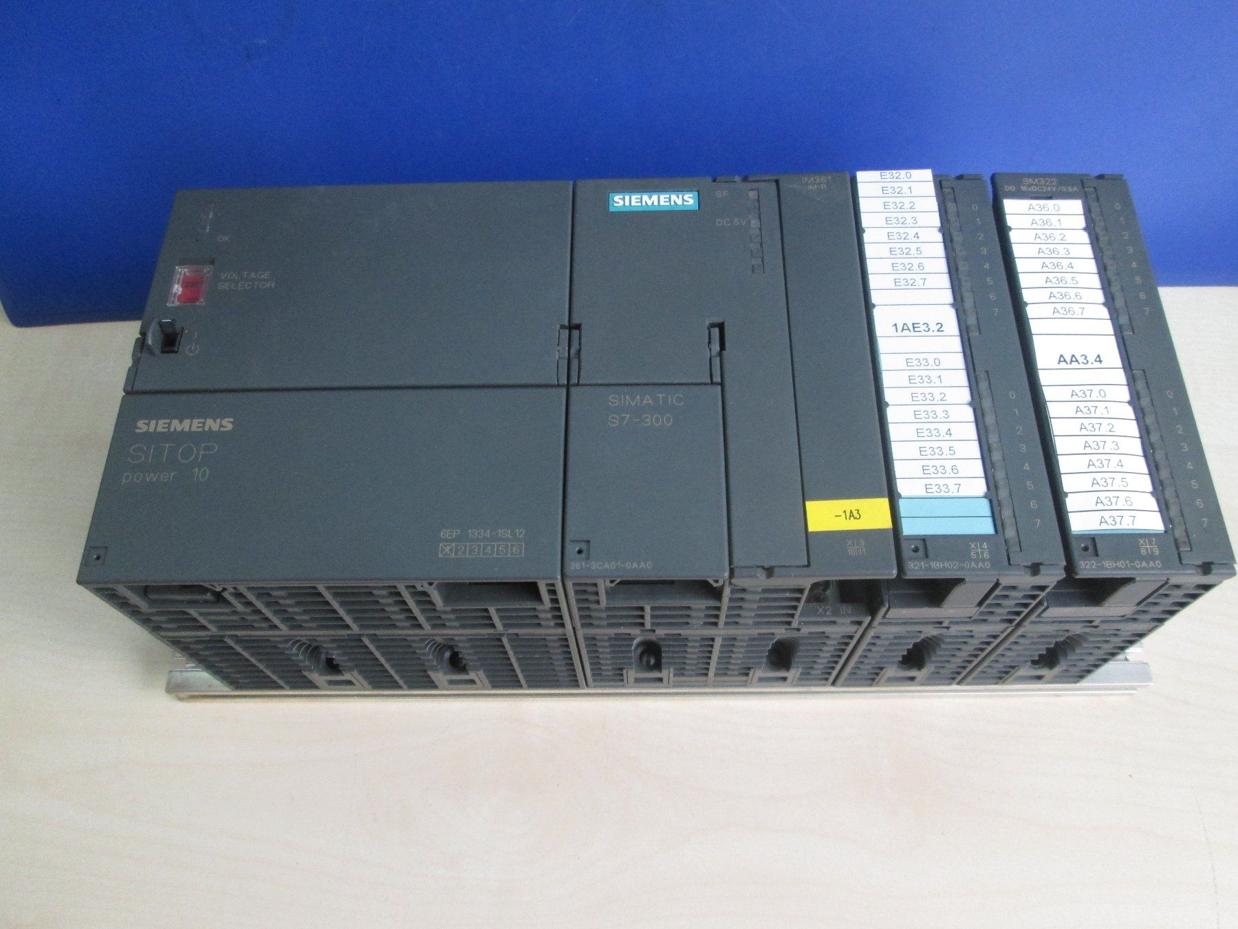 Siemens Componenti elettronici: Siemens Simatic S7-300 SPS Baugruppe – Usato da Steffisburg venduto da Schwabis