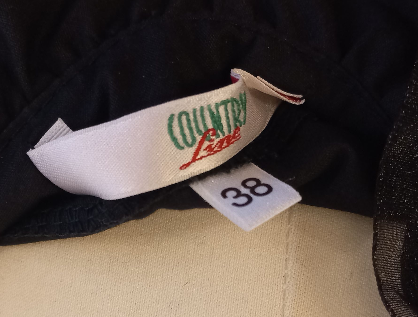 Costumi: Krüger Dirndl mit Bluse – Usato da Grüningen venduto da selinasearching 6