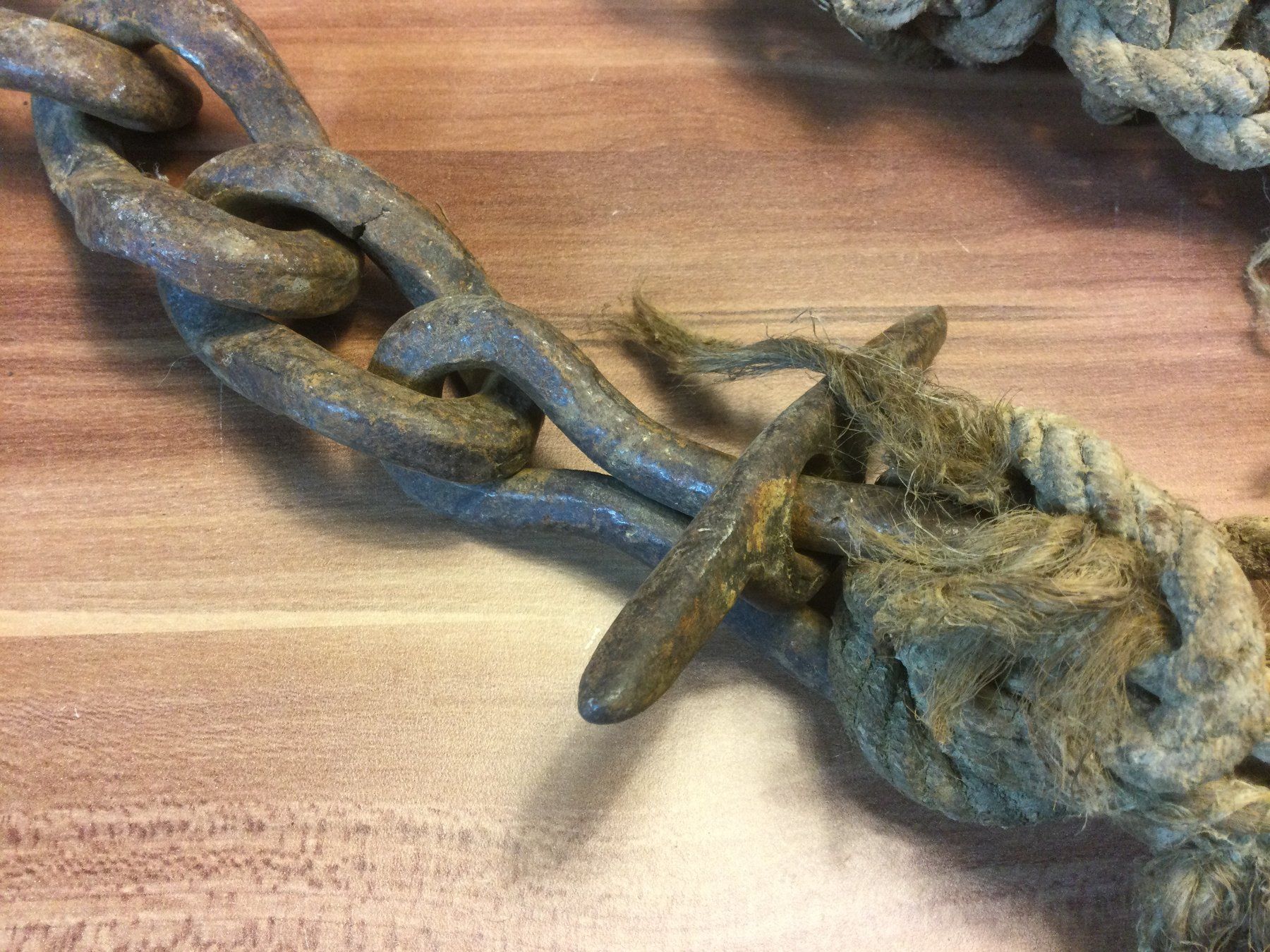 Attrezzi da lavoro: Antike Bremskette mit Hanfseil – Usato da Wangen SZ venduto da kuriosum12 2