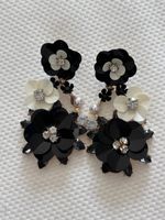 Black & White Flower Earrings