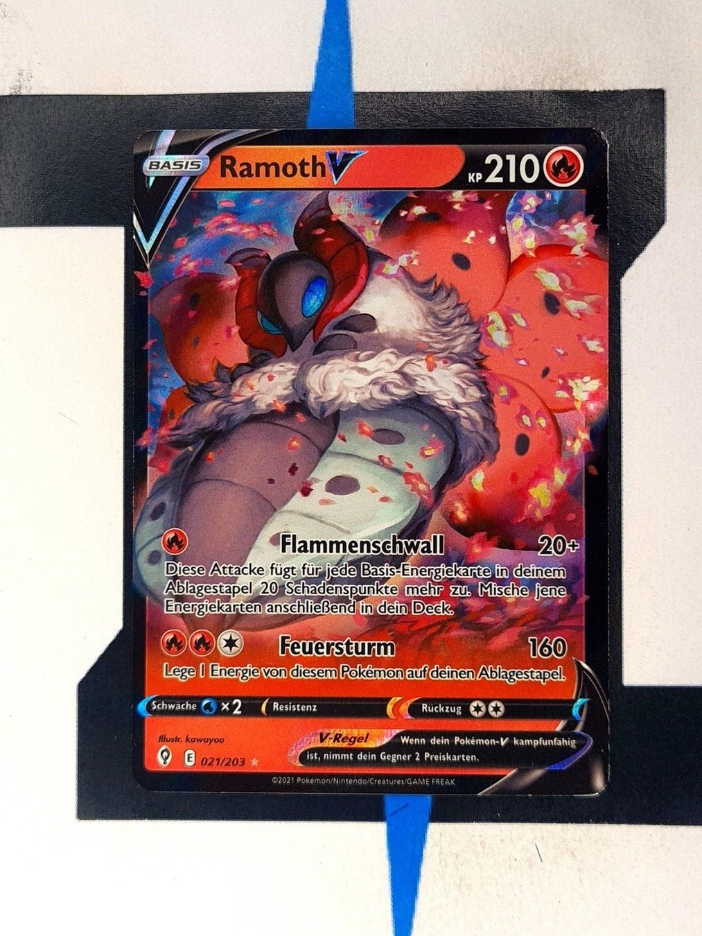 Pokémon Carte collezionabili: Volcarona V EVS021 DE LP – Usato da Basel venduto da Zadoys