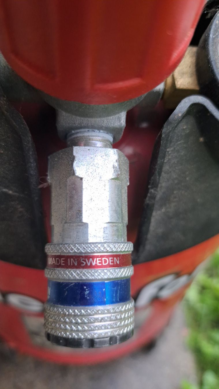 Compressori: Luftkompressor  MECAFER, 24Liter – Usato da Langenthal venduto da T.L. 6