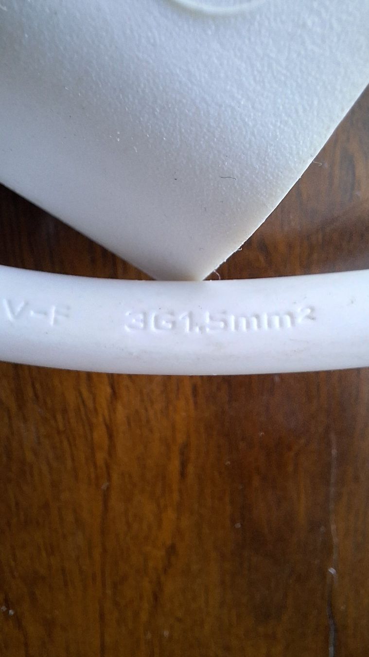 Cavi: Rallonge électrique 10m 1.5mm2 – Nuovo (secondo la descrizione) da Morges venduto da t33_5x7v 1