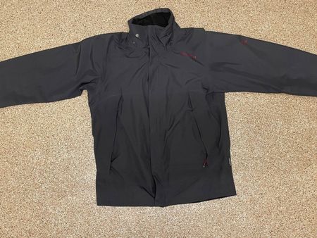 Schöffel Gore-Tex Jacke, Grau, Top Zustand, Ideal für Her...