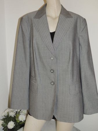 EXKLUSIVER BLAZER "BIANCA" VISCOSE NP 259 CHF NEU 46