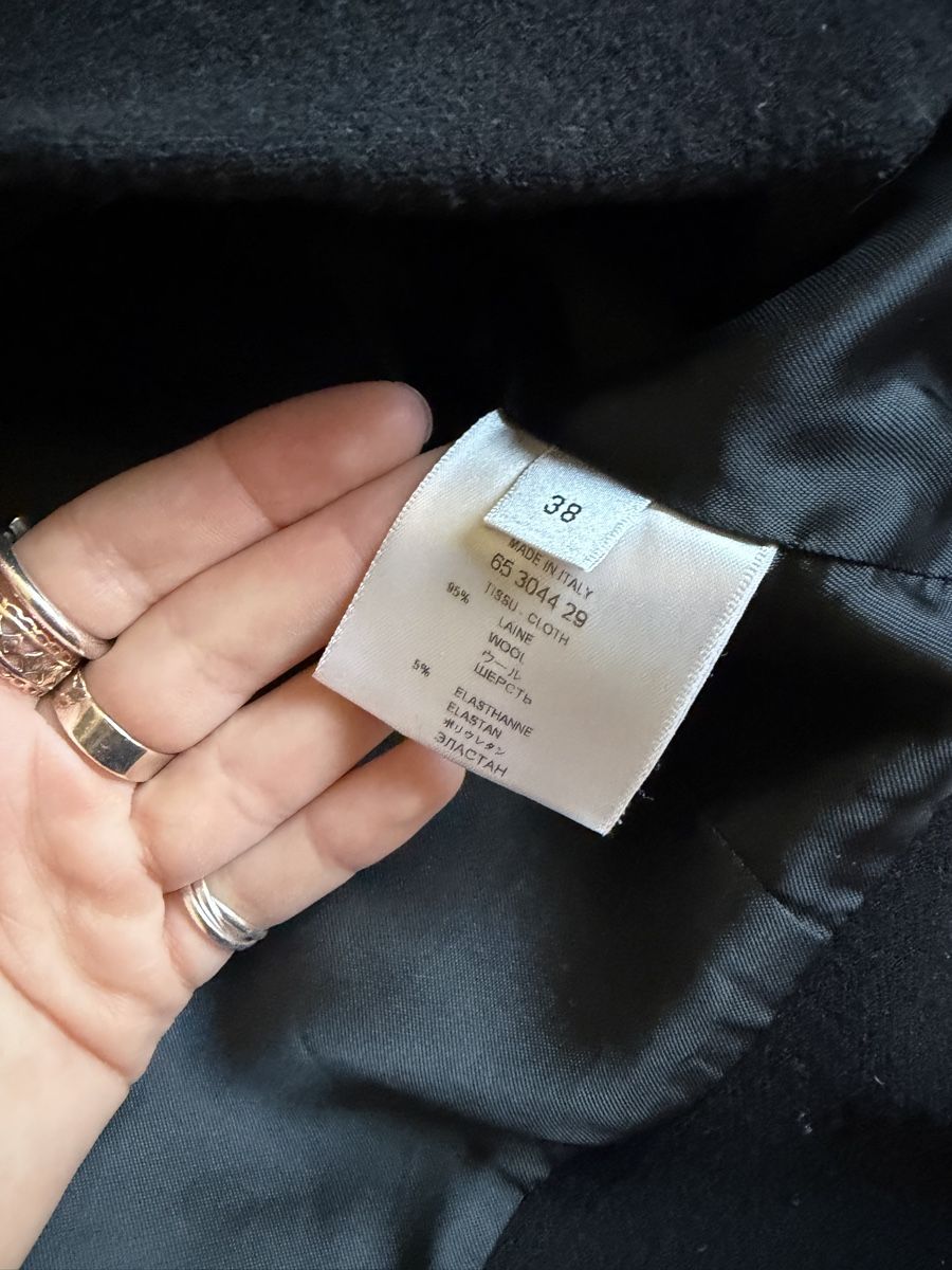 Givenchy Giacche: Blazer Givenchy mit Volant Grösse 38 – Usato da Zürich venduto da megastored 5