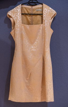 Kleid von Karen Millen, Gr. 14 (38)