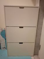 weisser Schuhschrank mit 3 Fächer