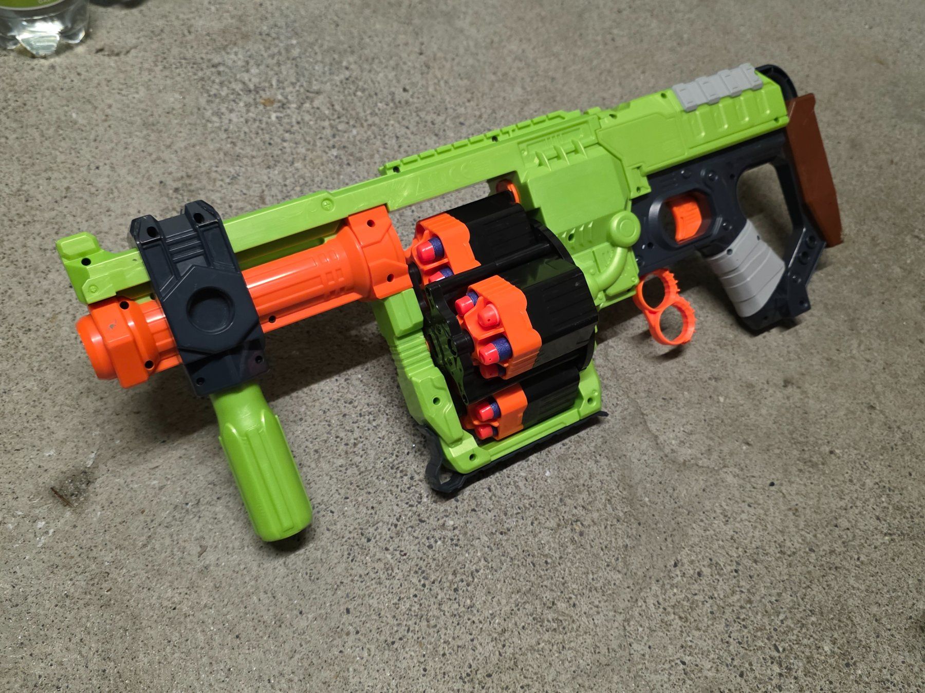 Nerf Giocattoli: 2er Set NERF Blaster: Shotgun Trommel-Blaster + ca. 40 Darts – Usato da Badäl venduto da RYzeR9980X4D 1