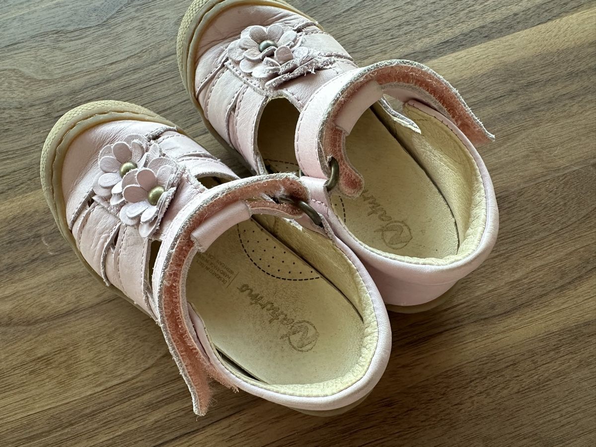 Naturino Scarpe per ragazze: Sandalen Naturino Gr 23 – Usato da Lupsingen venduto da New-Haven 2