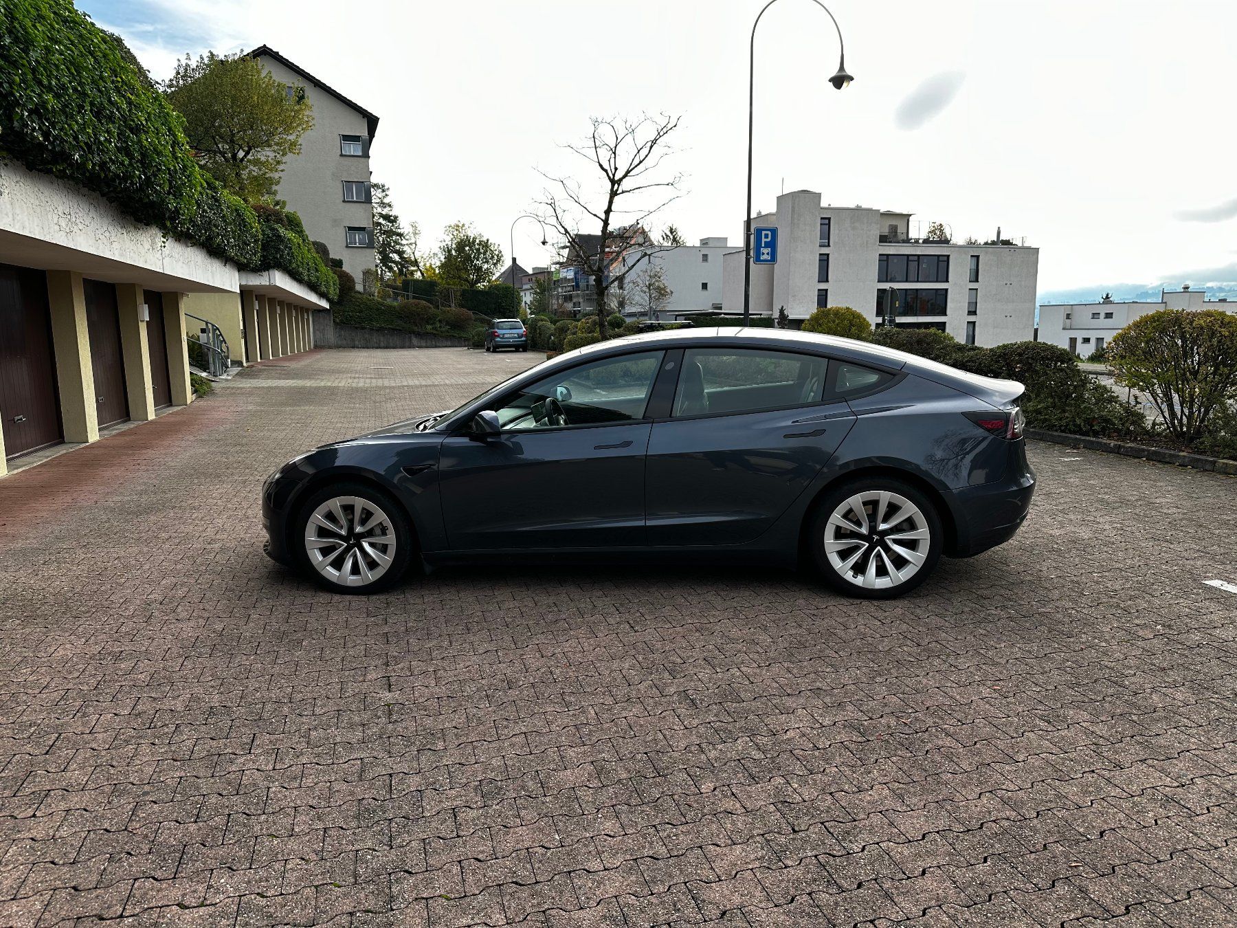 Tesla Automobili: Tesla Model 3 Long Range Dual Motor – Usato da Meilen venduto da Goemon 2