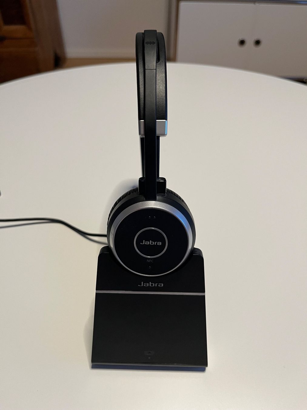 Jabra Cuffie: Jabra Evolve 65 Stereo Bluetooth Headset mit Ladestation – Usato da Tübach venduto da Stibe84 6